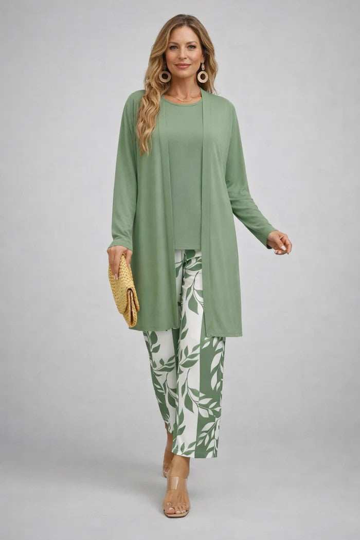Elegant Three-Piece Set with Botanical Print Trousers – Plus Size Women's Casual Outfit – Lightweight and Breathable 3