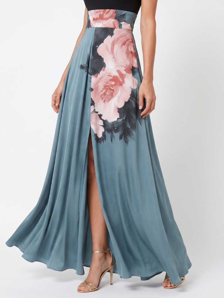 Floral Maxi Dress with Halter Neckline and Front Slit – Elegant Evening Wear in Smooth Fluid Fabric 2