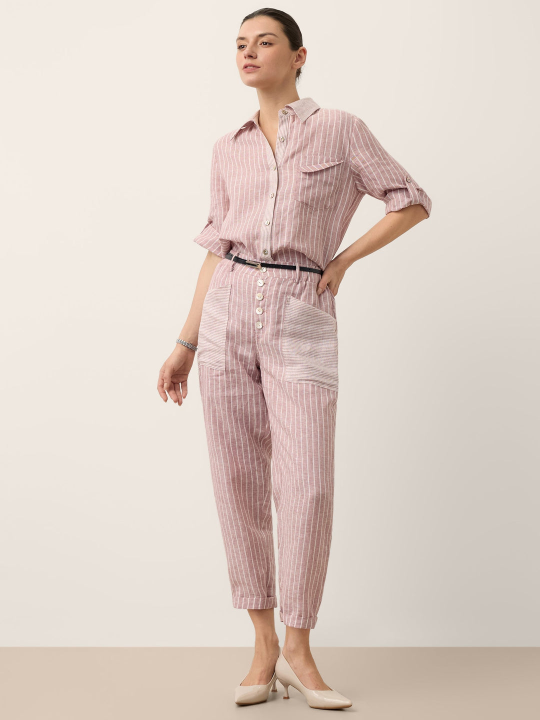 Linen pants for women featuring a tapered fit, stylish patch pockets, and a yarn-dyed striped design, crafted from 100% breathable linen for 7