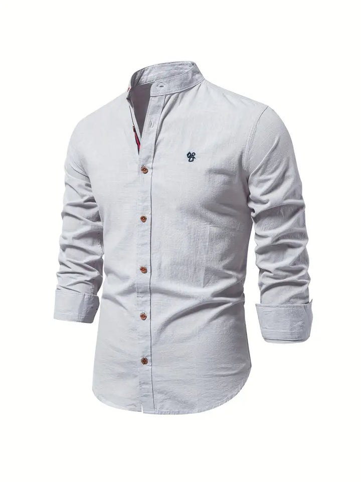 Men's casual button-up shirt for spring featuring a relaxed fit and lightweight design, perfect for versatile styling in warm weather. 8