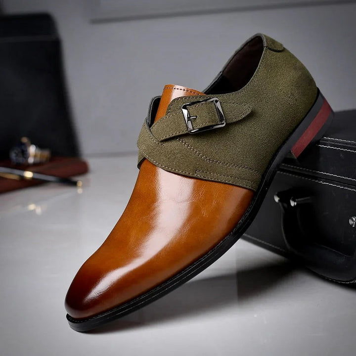 Men's dress shoes featuring luxurious black leather with stylish suede detailing, perfect for formal occasions and sophisticated outfits. 1