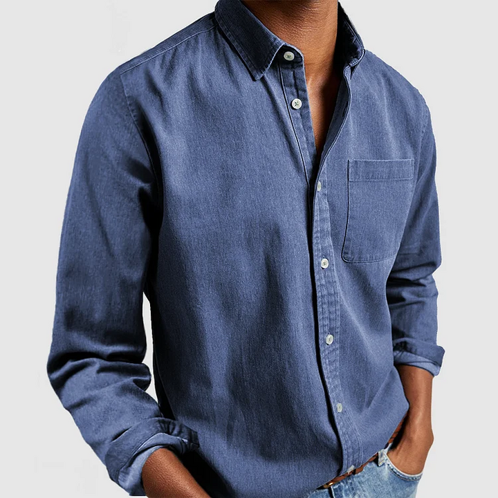 Men's shirt featuring breathable fabric, designed for smart-casual wear with a timeless aesthetic and easy care properties. 2