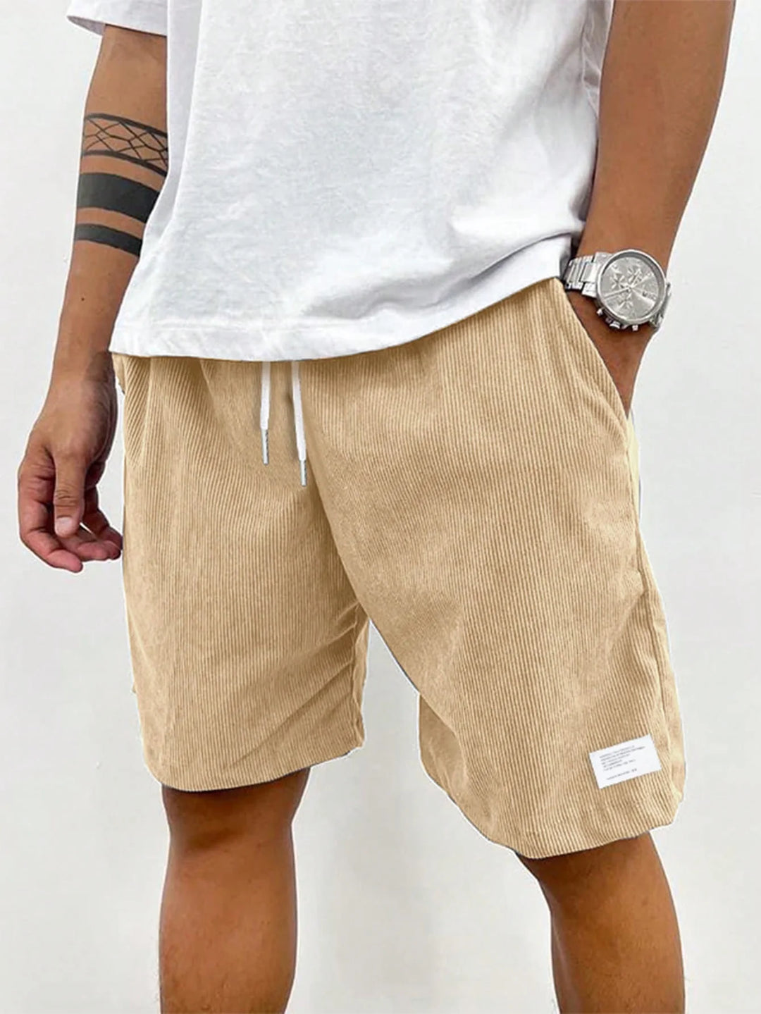 Men's shorts featuring an adjustable drawstring, designed for a casual and lightweight fit, perfect for summer comfort and outdoor activities. 6