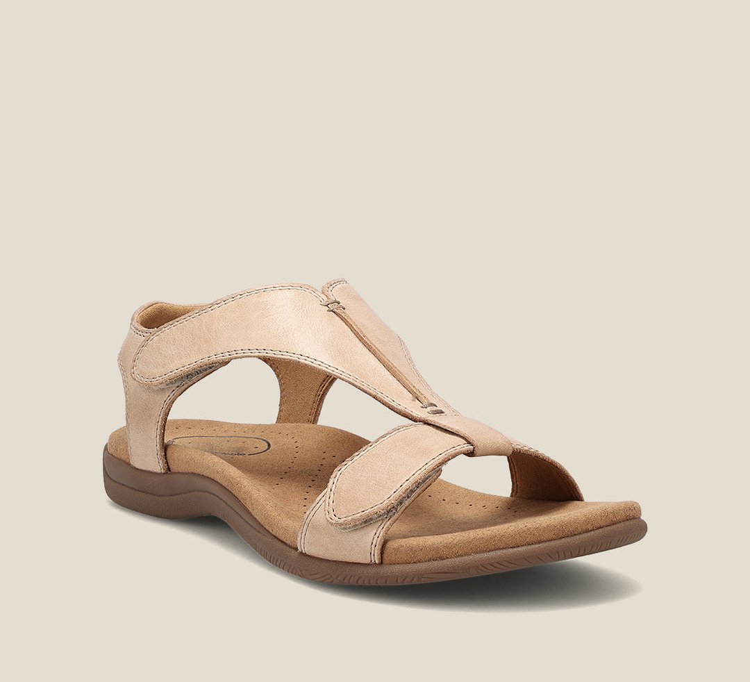 Orthopaedic sandals for women featuring an elegant closure and breathable design, perfect for comfortable summer footwear. 5