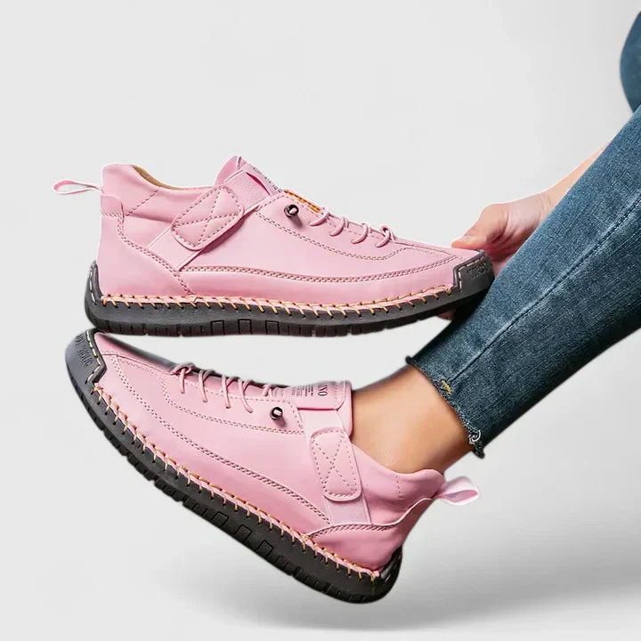 Orthopedic sneakers featuring soft cushioning and arch support, designed for comfort and everyday wear, ideal for promoting foot health. 3