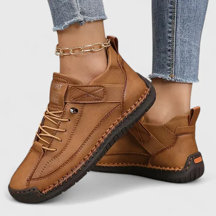Orthopedic sneakers featuring soft cushioning and arch support, designed for comfort and everyday wear, ideal for promoting foot health. 7