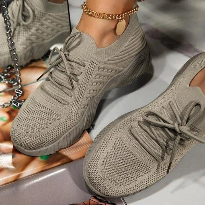 Orthopedic walking sneakers for women featuring breathable mesh and a lightweight design, ideal for all-day walking and standing comfort. 7