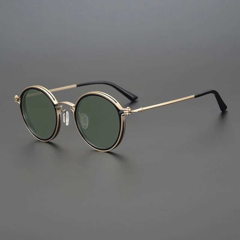 Polarized sunglasses featuring UV400 protection, designed with a lightweight modern aesthetic, perfect for outdoor activities. 0