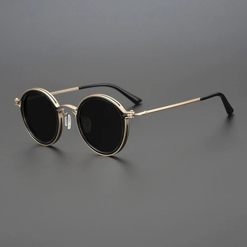 Polarized sunglasses featuring UV400 protection, designed with a lightweight modern aesthetic, perfect for outdoor activities. 1