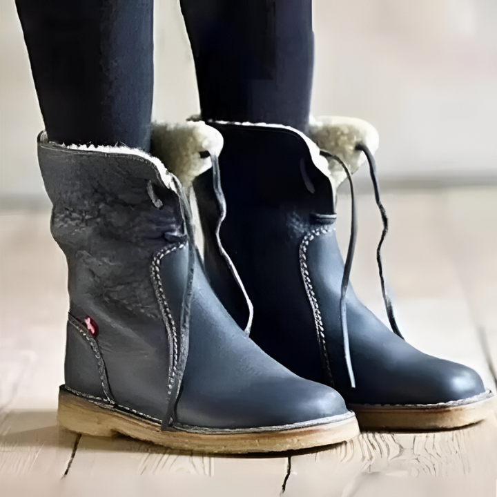 Waterproof Winter Boots Women with Fur-Lined Interior – Cozy Slip-On Design for Cold Weather 2