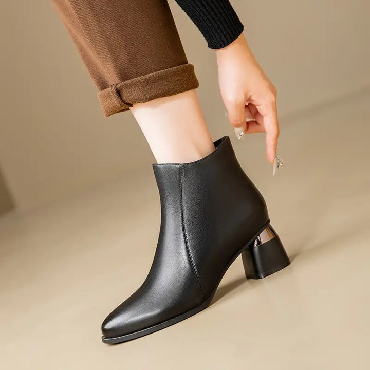 Women's Ankle Boots with Supportive Sole – Sleek Black Design for Everyday Comfort 0