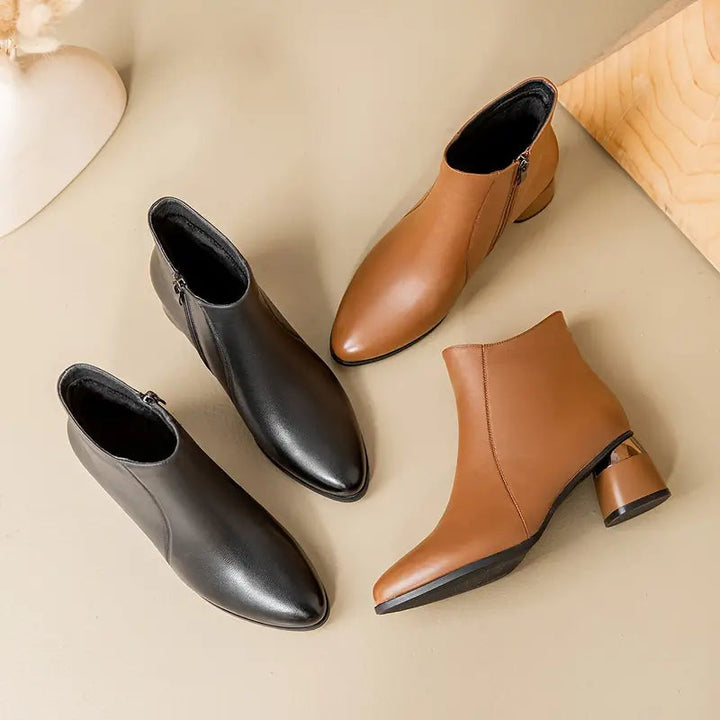 Women's Ankle Boots with Supportive Sole – Sleek Black Design for Everyday Comfort 3