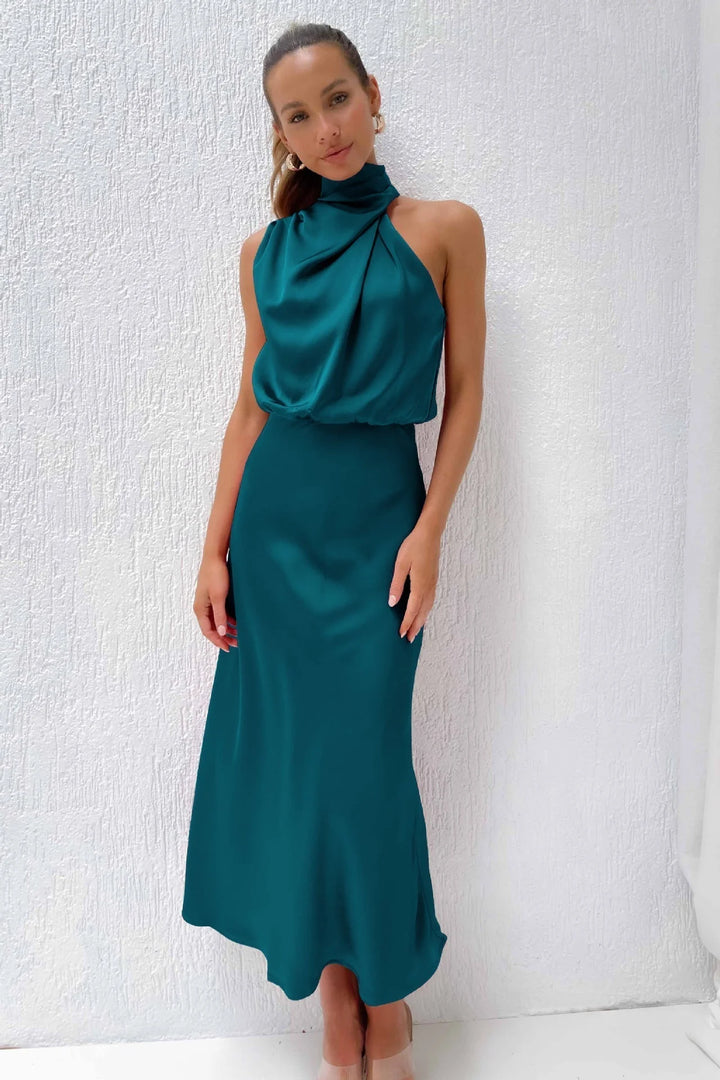 Women's halter evening dress featuring a flowing silhouette, perfect for summer cocktail parties and formal events. 11