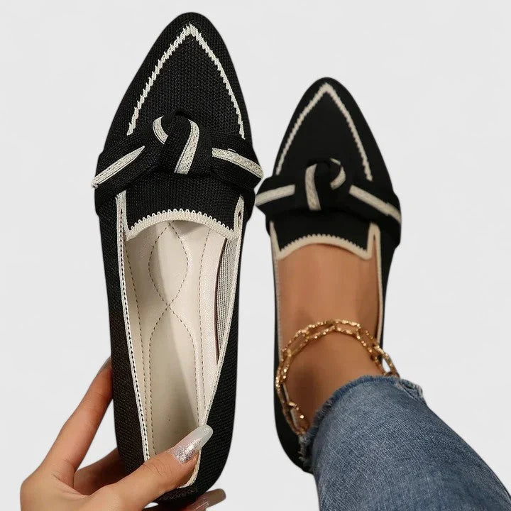 Women's loafers featuring orthopedic support and a decorative knot detail, designed with a pointed toe for an elegant look perfect for fall and winter. 3