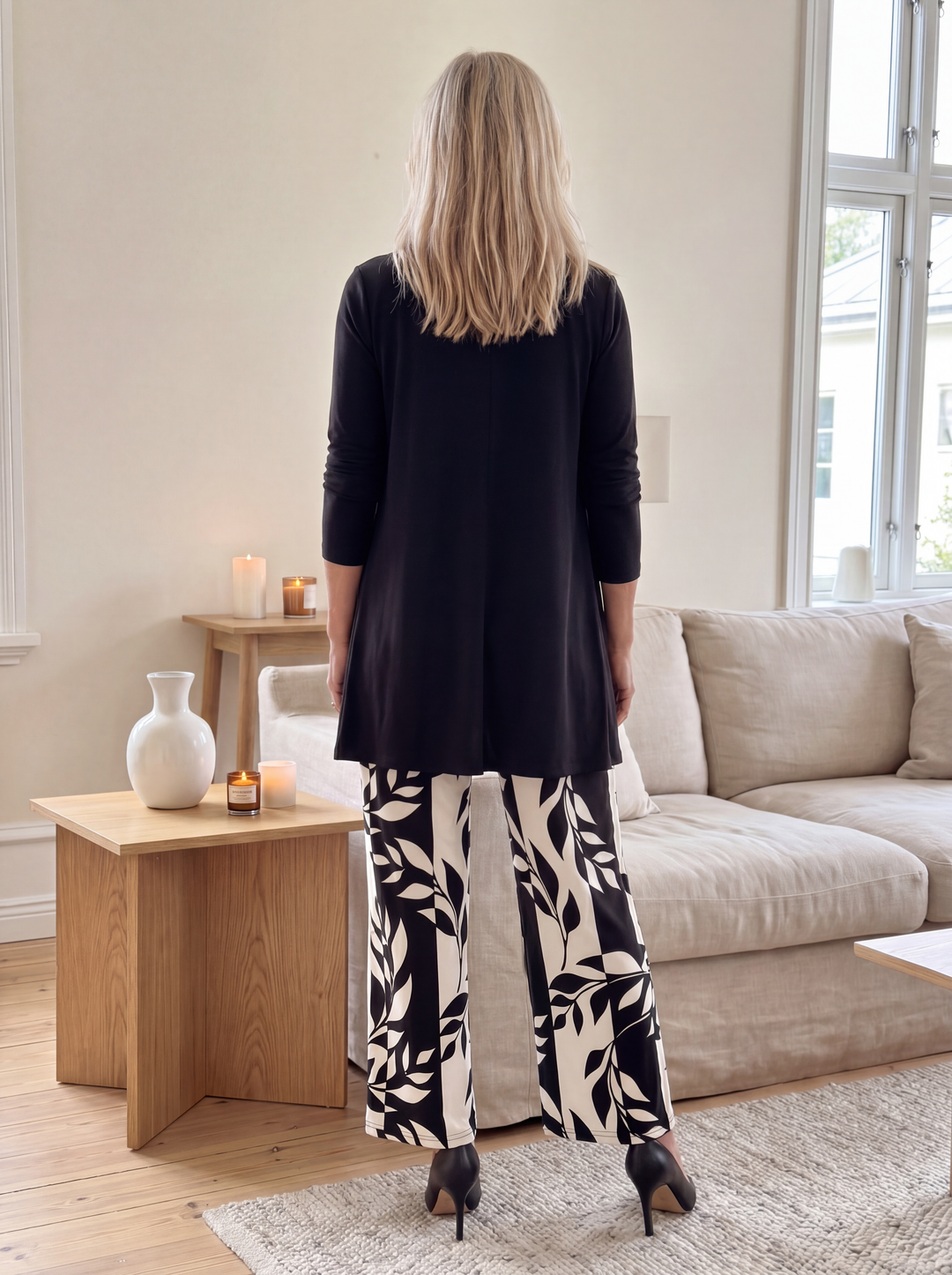 Women's Loungewear Set with Longline Top and Printed Trousers – Soft Breathable Fabric for Casual Comfort 1