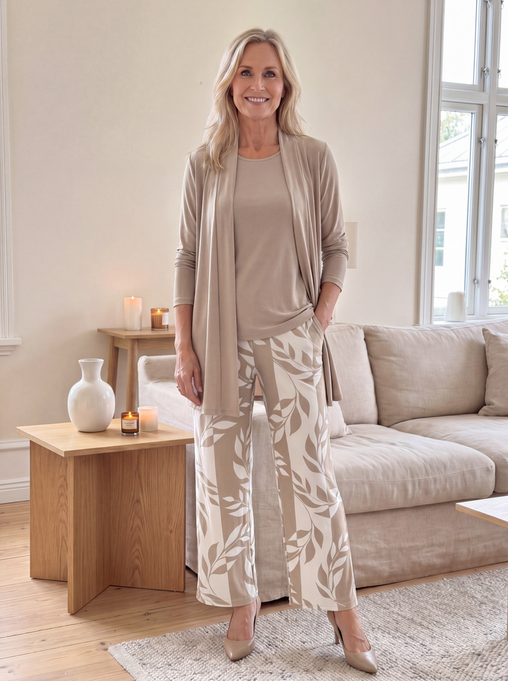 Women's Loungewear Set with Longline Top and Printed Trousers – Soft Breathable Fabric for Casual Comfort 2