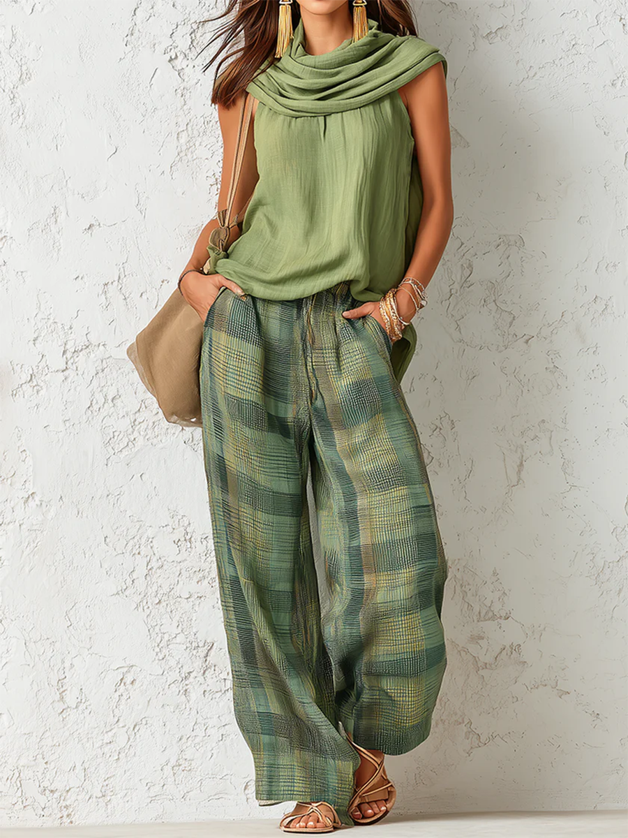 Women's loungewear set featuring a relaxed blouse and wide pants in a natural bohemian style, perfect for comfortable home wear or casual outings. 0