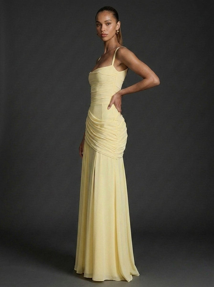 Elegant women's maxi dress featuring a square neckline and ruched bodice, perfect for weddings and special occasions. 2
