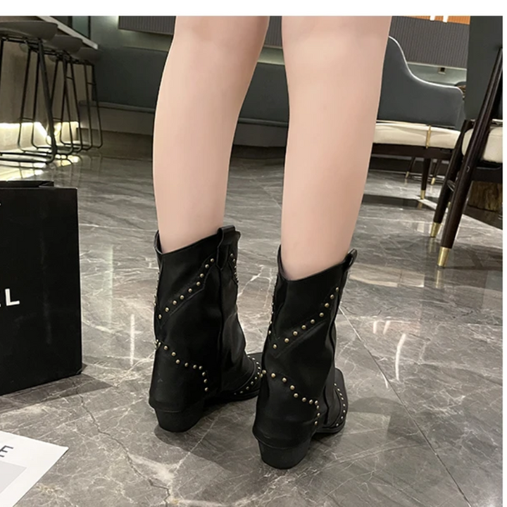 Women's Studded Cowboy Boots with Mid-Heel and Metallic Accents – Black Western-Inspired Design 7