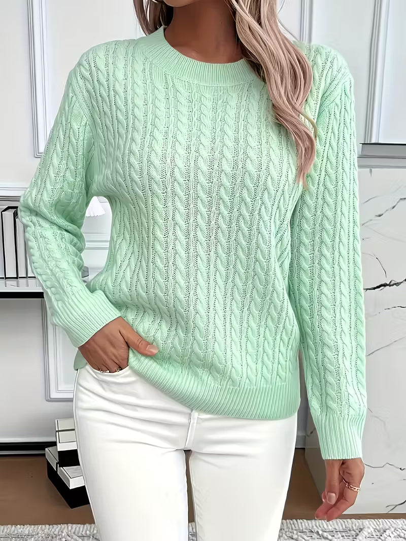 Women's Sweater for Cozy Everyday Wear – Minimalist Lightweight Design in Green 0