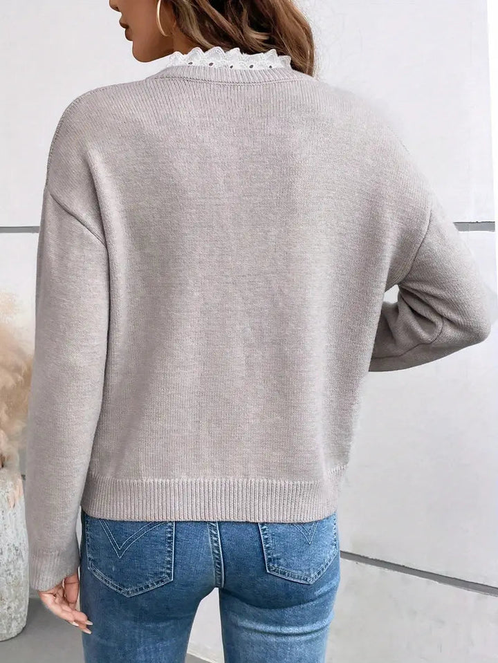 Women's Sweater with Lace Detail and Classic Cut – Elegant Comfortable Knit for Everyday Wear 4