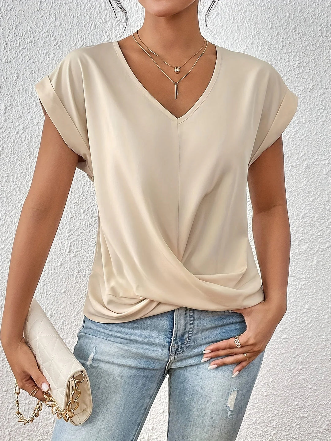 Women's T-Shirt featuring a flattering sweetheart neckline, made from soft stretch fabric, designed for casual wear with short sleeves. 7