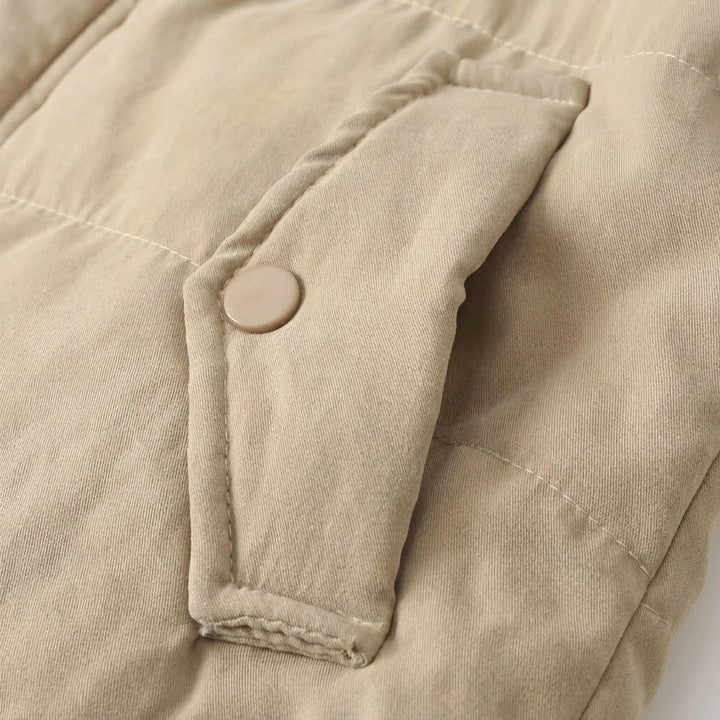 Women's Winter Jacket with Plush Lining and Structured Hood – Zip-Up Design for Cold Weather 4